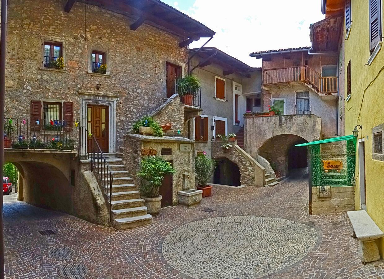 Villa Casa Del Borgo Pregasio Garden And View By Gardadomusmea Tremosine Esterno foto